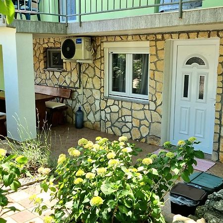 Skrbčići Apartment Deni מראה חיצוני תמונה