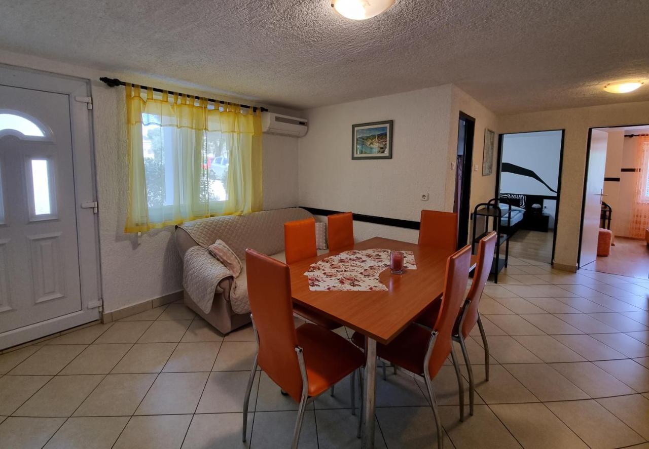 Skrbčići Apartment Deni מראה חיצוני תמונה