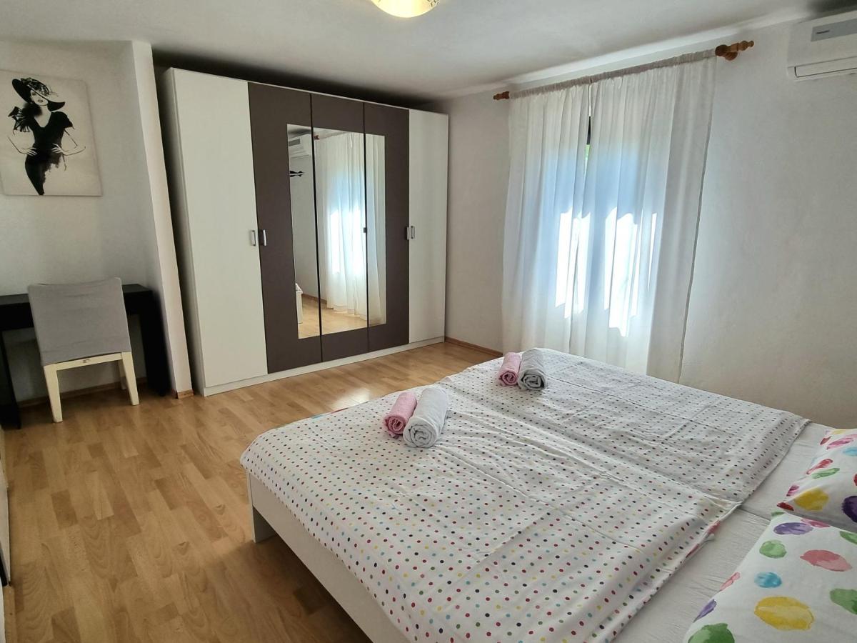 Skrbčići Apartment Deni מראה חיצוני תמונה